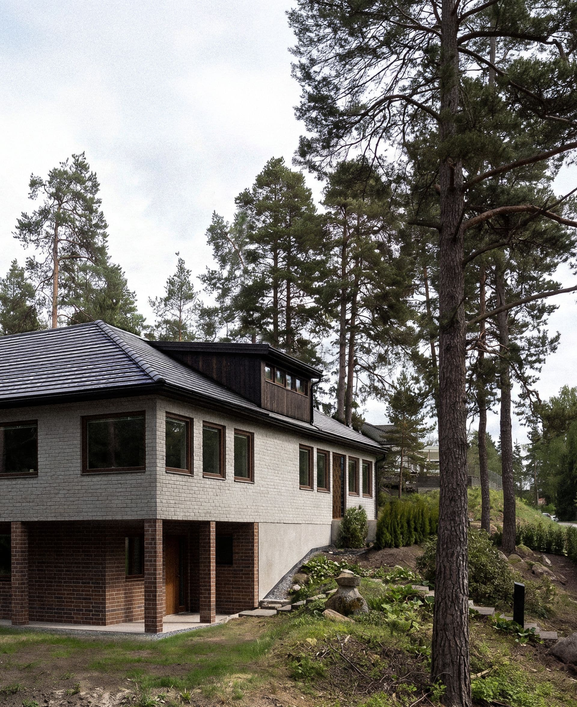 Västerviken, Framsida, fasad, mexitegel